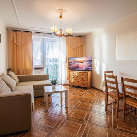 Pionow Rodzinne Apartamenty Urocza 10 Krynica Morska Exterior photo