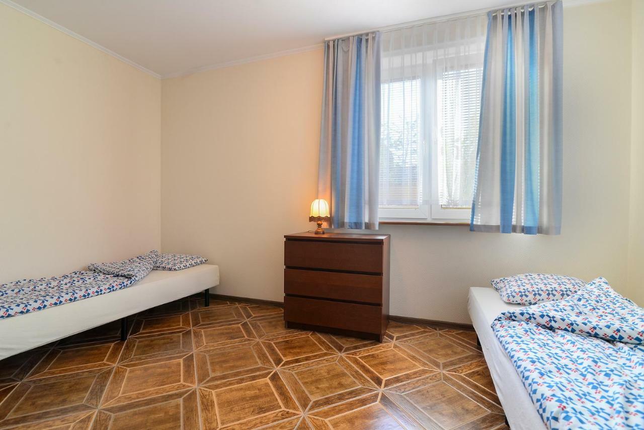 Pionow Rodzinne Apartamenty Urocza 10 Krynica Morska Exterior photo