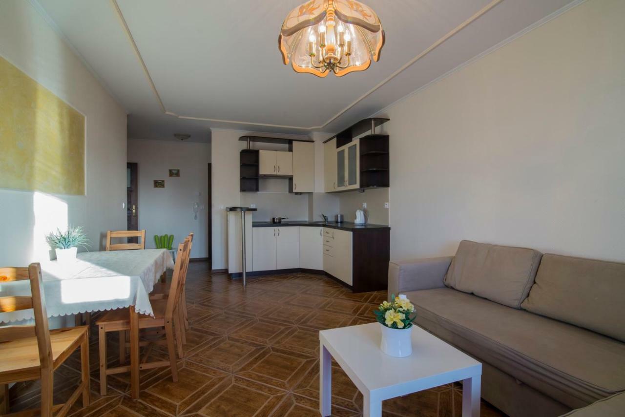 Pionow Rodzinne Apartamenty Urocza 10 Krynica Morska Exterior photo